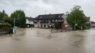 Потоп в Германия, евакуират град Мекенбойрен