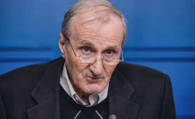 ДА СЕ ПРОЧЕТЕ! Доц. Валентин Вацев: Войната в Украйна е на живот и смърт