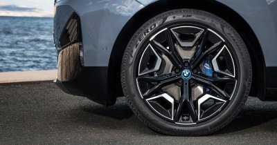 Pirelli се обедини с BMW