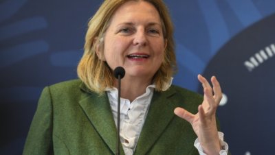 Бивш външен министър на Австрия потвърди, че Западът e имал план за разделяне на Русия по подобие на Югославия