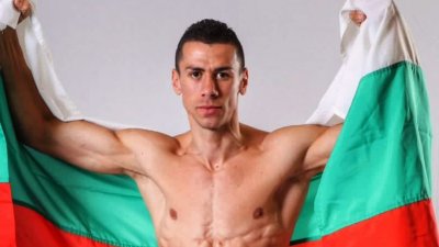 Бургазлията Стоян Копривленски стана шампион на K-1 World Max!