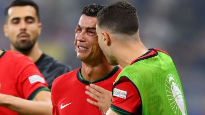 Истината за сълзите на Роналдо на мача срещу Словения (ВИДЕО)