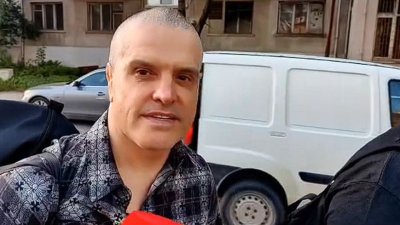 Защо Брендо се предаде доброволно?
