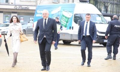Полицаи пазили Демерджиев от народната любов на други полицаи срещу 20 бона на месец