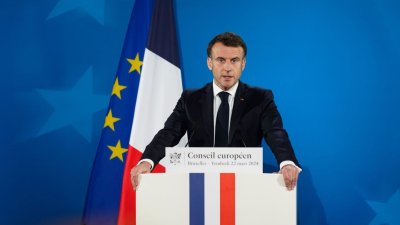 Франция гласува на предсрочни парламентарни избори