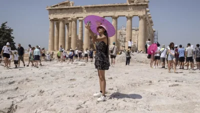 Защо жертвите на жегите в Гърция непрестанно растат