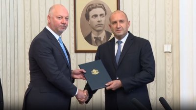 Росен Желязков върна изпълнен мандата на президента Румен Радев