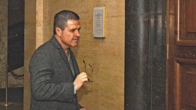 Брендо е на специално меню в затвора