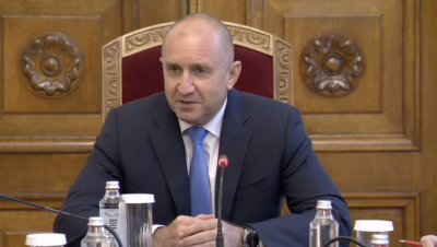 НА ЖИВО: Започна консултацията на Румен Радев и с БСП