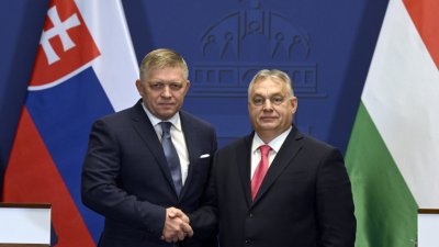 Роберт Фицо: Исках да съм с Орбан при Путин