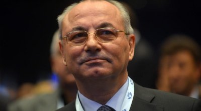 Важният въпрос е, кой написа на Доган писмото?