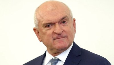 САМО В MEDIAMALL: Пратиха две групи &ldquo;митнически лигльовци&rdquo;, барабар със синчето на премиера Главчев, на гурбет на &ldquo;Капитана&rdquo; и Малко Търново