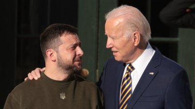 Зеленски за Байдън: Трудно, но силно решение