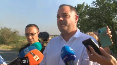 Калин Стоянов: Утре започваме доставки на фургони за живеене във Воден