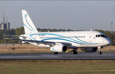 САМОЛЕТНА КАТАСТРОФА: "Superjet-100" се разби в района на Москва по време на изпитателен полет (ВИДЕО)