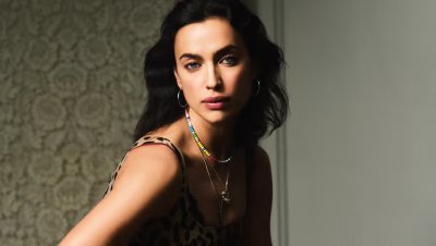 ОСЛЕПИТЕЛНА Ирина Шейк! Моделът пусна СНИМКИ по бански