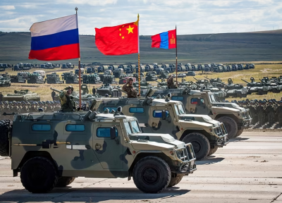 ЗАЕДНО: Русия и Китай започнаха съвместни военни учения