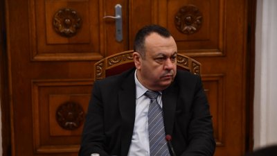 Хамид Хамид отговори на въпрос "дали се заплита политическият пъзел"