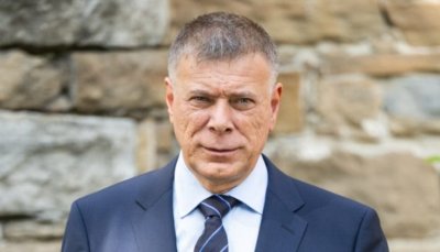 Кметът, който назначи братовчед на Божанков е на прицел на Комисията за противодействие на корупцията