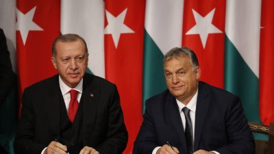 Реджеп Ердоган: Западът обмисля как да отстрани Унгария от председателството на ЕС