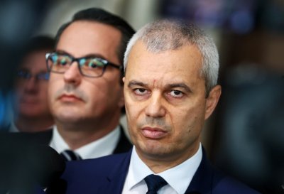 От "Възраждане" поискаха засегнатите от пожарите да бъдат настанени в хотели