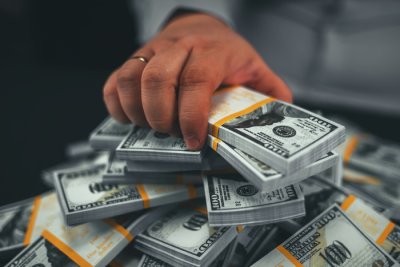 Възрастна двойка спечели 26 милиона долара от лотария чрез математически изчисления