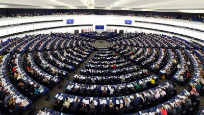 Европейският парламент се събира на първата си сесия