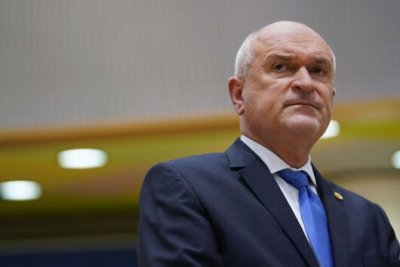 Премиерът Главчев към огнеборците: Благодарим Ви за Вашата служба!