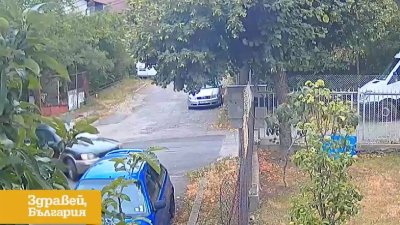 Семейство с дете в автомобила превърна Банкя в лунапарк с блъскащи се колички