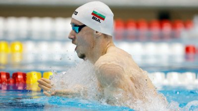 НОВ УСПЕХ! Любомир Епитропов ще плува на полуфинал