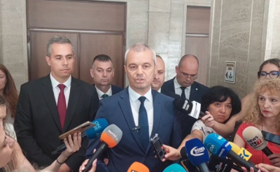 Костадин Костадинов с разбиващ коментар за връчването на третия мандат