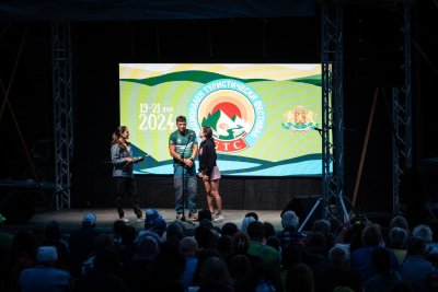 ХИЛЯДИ СЕ СЪБРАХА НА МАЛЬОВИЦА! Националния туристически фестивал обещава да се превърне в традиция