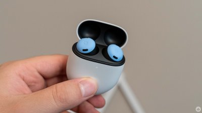 Вижте новите слушалки на Google