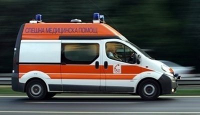 НА КОСЪМ ОТ ТРАГЕДИЯ! Таван се срути по време на сватба в Кърджали