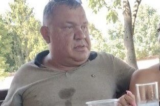 ТОВА НЕ Е ДЪРЖАВА! Брутално ВИДЕО в MEDIAMALL показва провинциален бизнесмен, който шмърка и пие, докато шофира (ВИДЕО)