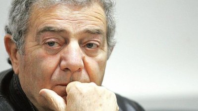 Стефан Цанев: Единствената следа, която оставят днешните политици, е слуз на охлюви