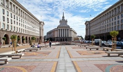 Ето с колко се увеличава заплатата на президента, премиера и народните представители
