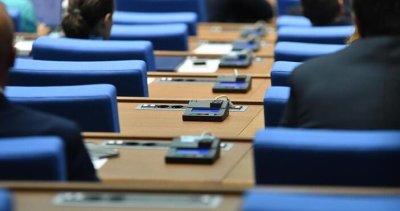 РЕШЕНО! НС забрани пропаганда на нетрадиционна сексуална ориентация сред деца