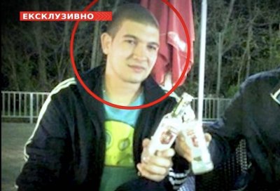 СКАНДАЛНО! Дават две малки близначки на осиновител алкохолик!