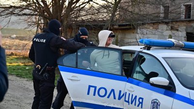 Издирваният мъж за пожара край Сливен е арестуван