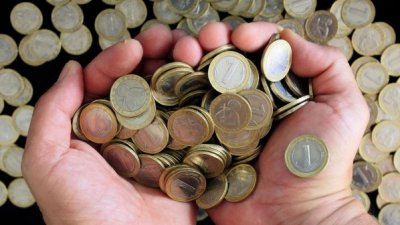 Финансист: България е абсолютно банкрутирала