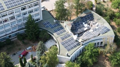НБУ ще участва в грижите за работник, пострадал след срутването на аулата, а самата сграда ще бъде изградена наново