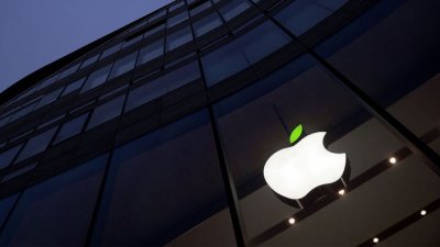 Дългоочакваното сгъваемо устройство на Apple се сблъска с още една пречка.