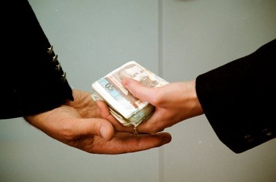 ХВАНАТ С ПОДКУП! Заловиха началник на Общинска служба &bdquo;Земеделие&ldquo; в Ловешко