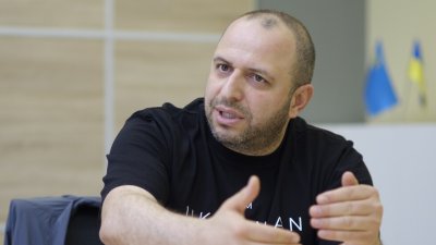 Украинският министър на отбраната: Уволнението на командира на украинските ВВС няма връзка с катастрофата на F-16