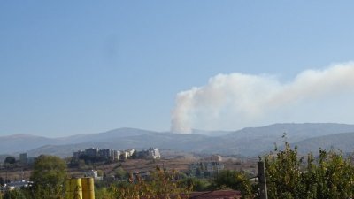 Пожарът в Рила се вижда от километри