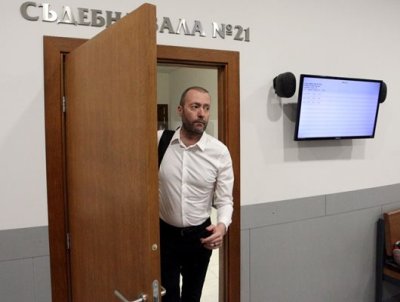 Стана ясно защо съдът не отне колата на Ивайло Цветков-Нойзи, който бе заловен да шофира с 2,5 промила алкохол