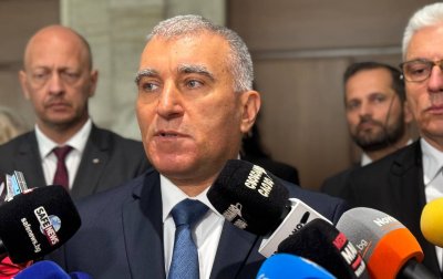 &ldquo;Възраждане&rdquo; с остра реакция за предоставени самоходни гаубици на Украйна (ВИДЕО)