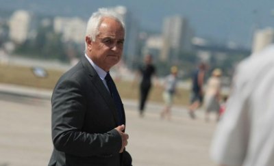 Атанас Запрянов е готов да остане министър на отбраната