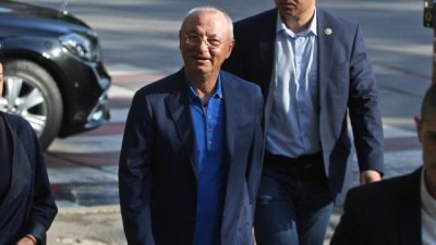 ИЗБЯГА В РОДОПИТЕ! Доган отново се настани в чужд имот със съмнителна собственост